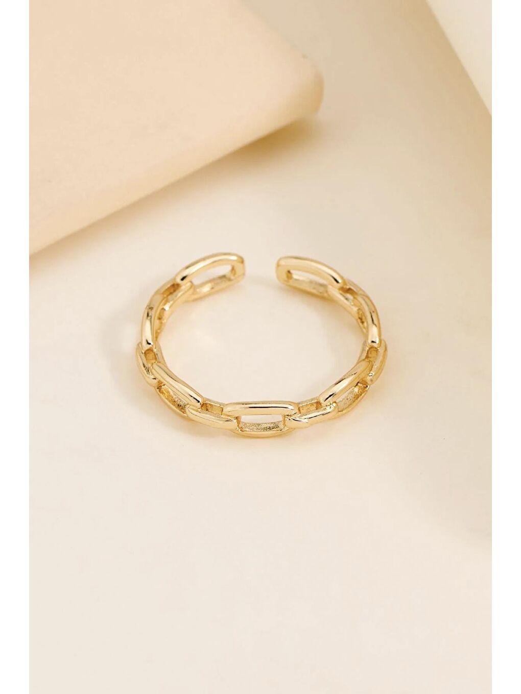 Sarı Zincir Modelli Pirinç Yüzük Ayarlamalı-1