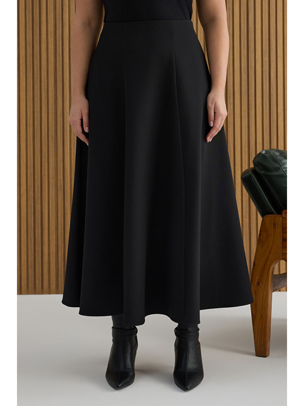 Siyah Kuplu Kloş Etek-2