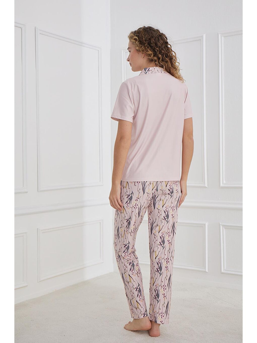 Kadın Polo Yaka Çiçek Desenli Önden Düğmeli Pijama Takım | Lila 30101-946-2