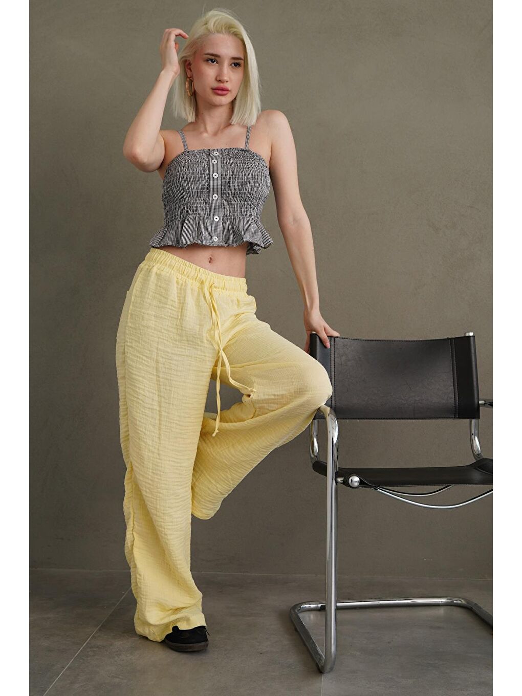 Siyah Ayarlanabilir Askı Pötikareli Crop Mg2371-4