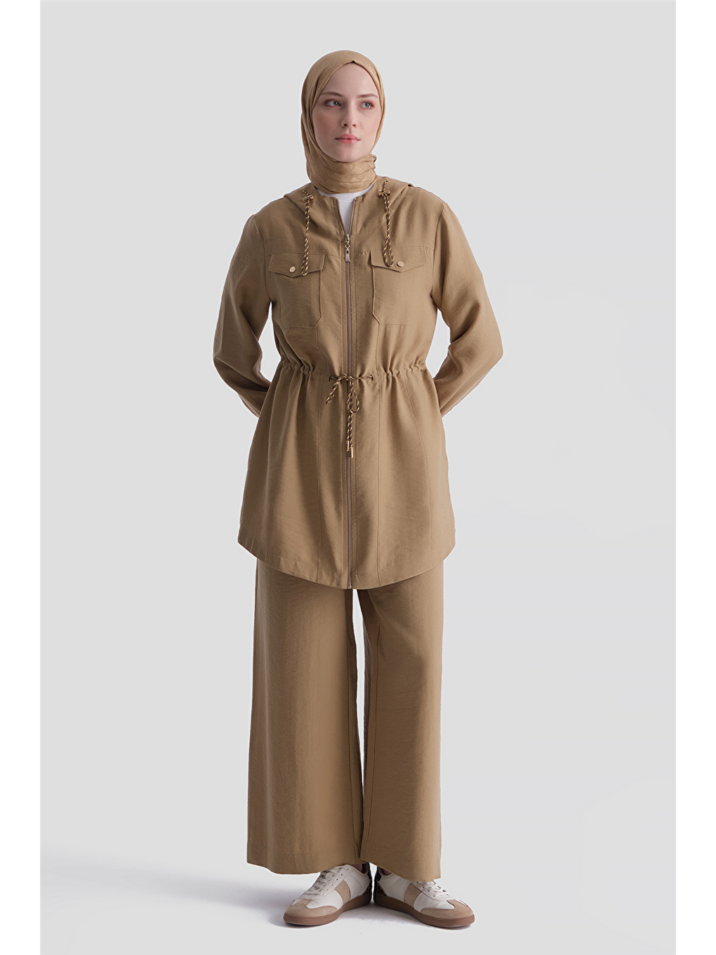 Kahverengi Kapüşonlu Beli Büzgülü Takım Camel-1