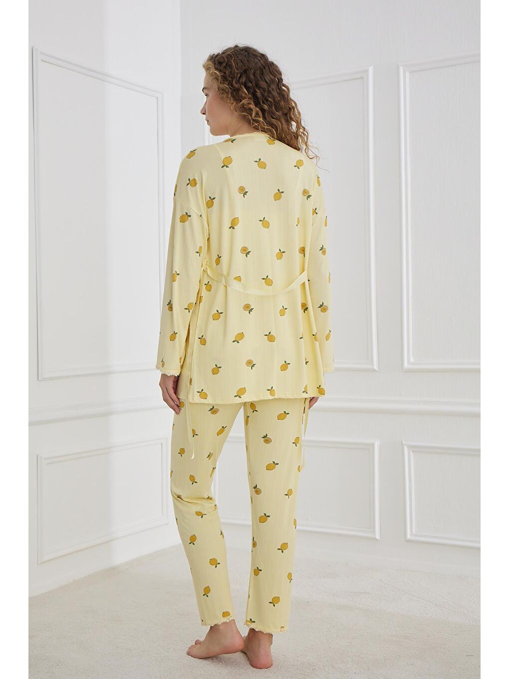 Kadın Desenli İp Askılı Sabahlıklı 3'Lü Pijama Takım | Sarı  80710-856-2