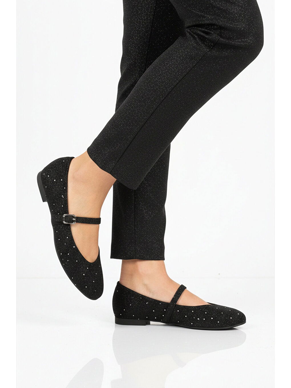 Siyah Hafif Esnek Taş İşlemeli Kadın Babet Ayakkabı 666158 Z-2