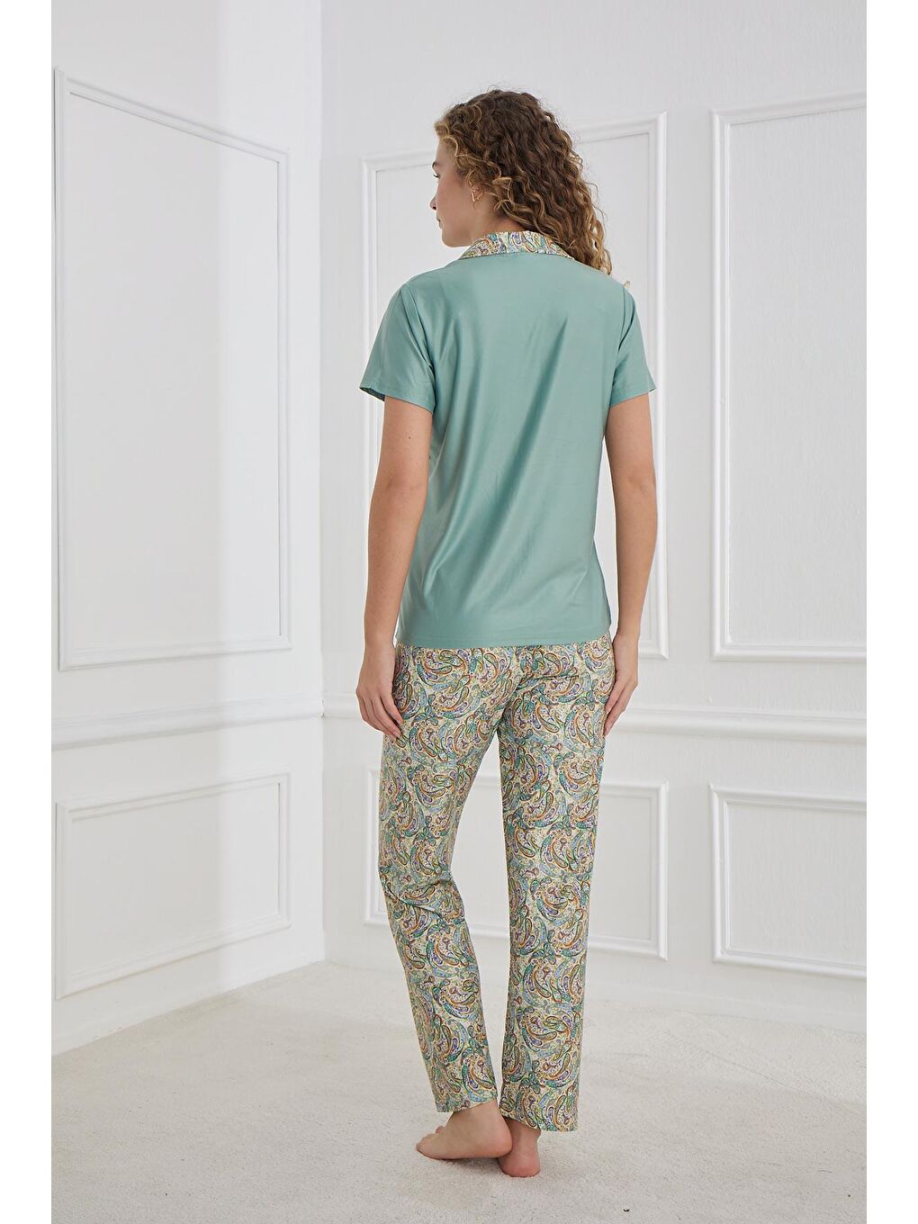 Yeşil Kadın Polo Yaka Şal Desenli Önden Düğmeli Pijama Takımı | Mint 30101-1278-2