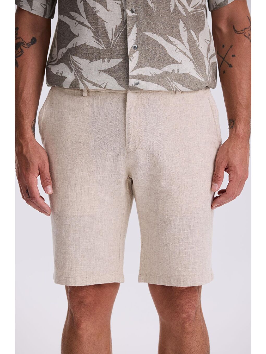 Bej Comfort Fit Pamuklu Rahat Kesim Keten Dokulu Şort-2