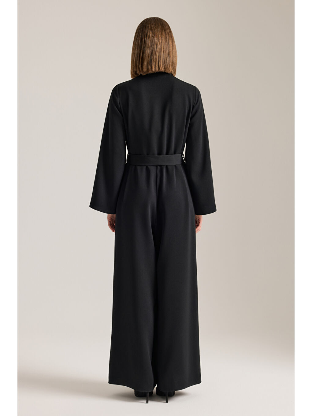 Siyah Hakim Yaka , Kuşak Bağlamalı Dökümlü Tulum-5