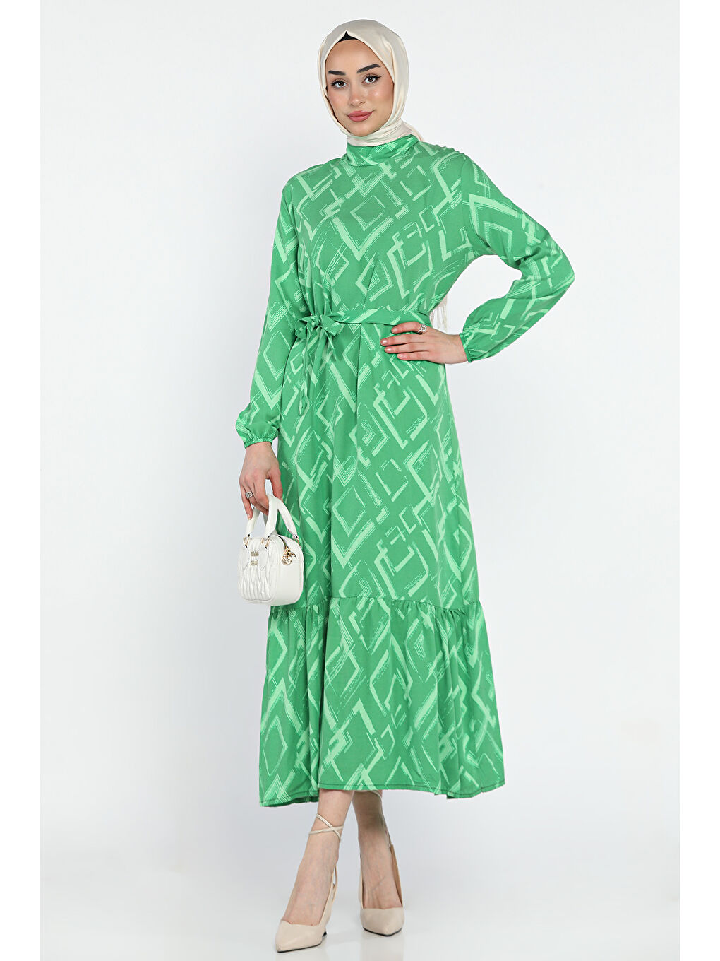 Yeşil Desenli Bel Kuşaklı Tesettür Viskon Elbise-2