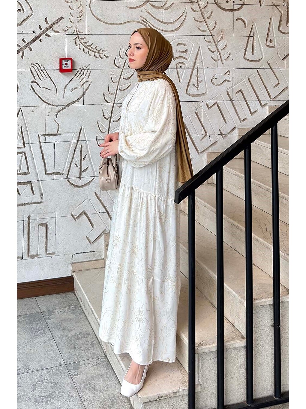 Katleya Model İşlemeli Elbise Ekru-1