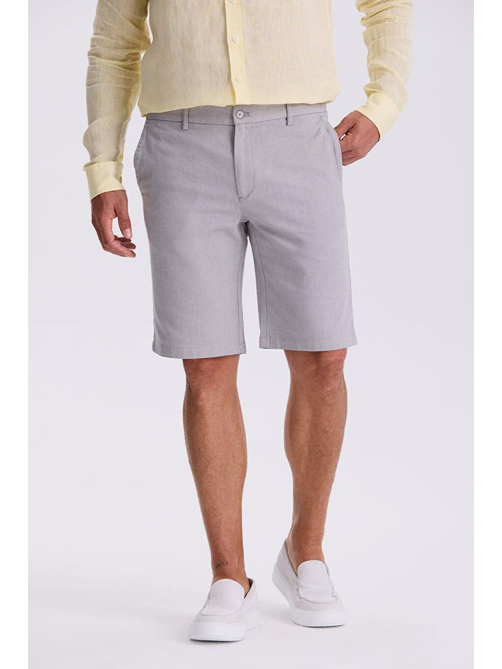 Gri Comfort Fit Keten Dokulu Rahat Kesim Pamuklu Şort