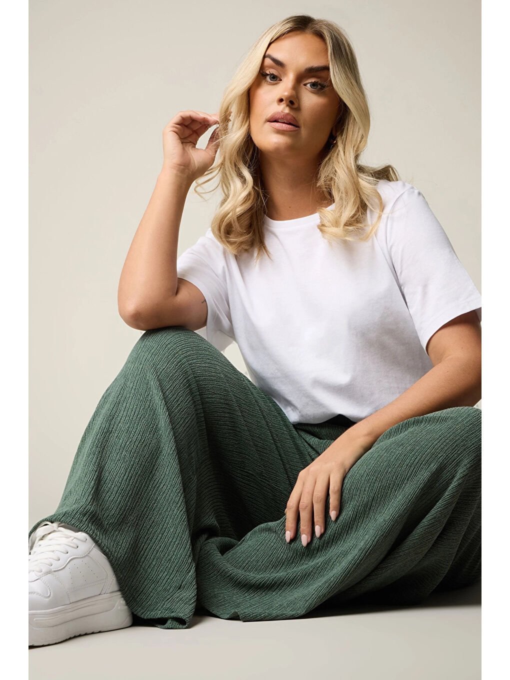 Yeşil Büyük Beden Beli Lastikli Bol Paça Cepli Pantolon 304010-1