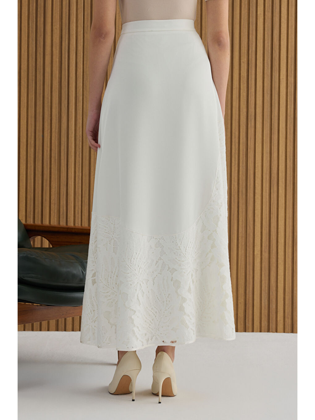 Ekru Dantel Garnili Etek-4