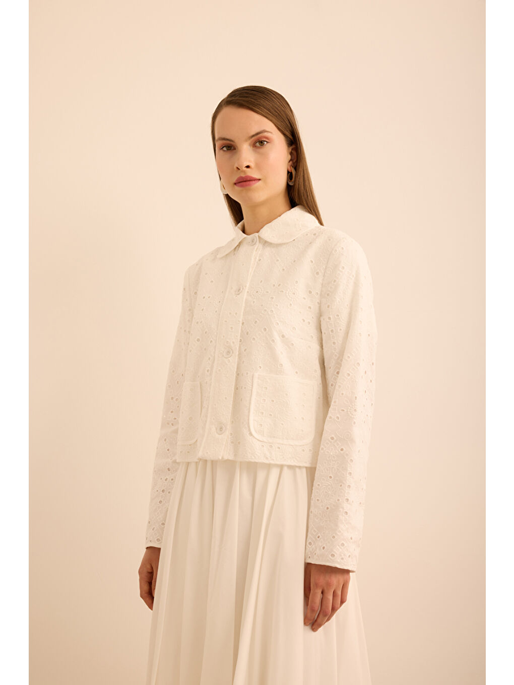 Ekru Pamuk Brode Kısa Ceket-2