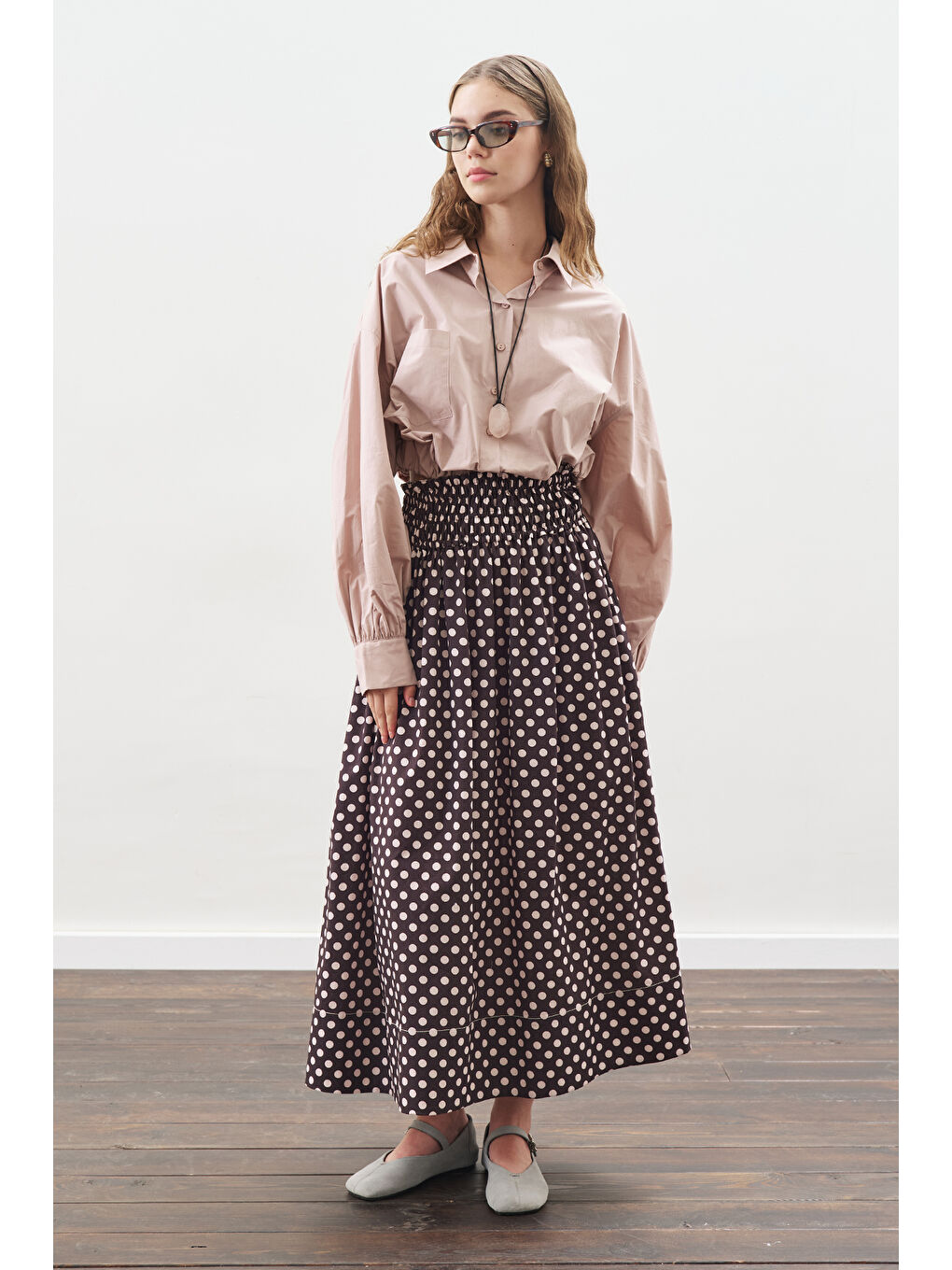 Puantiyeli Beli Büzgülü Etek Kahverengi-4