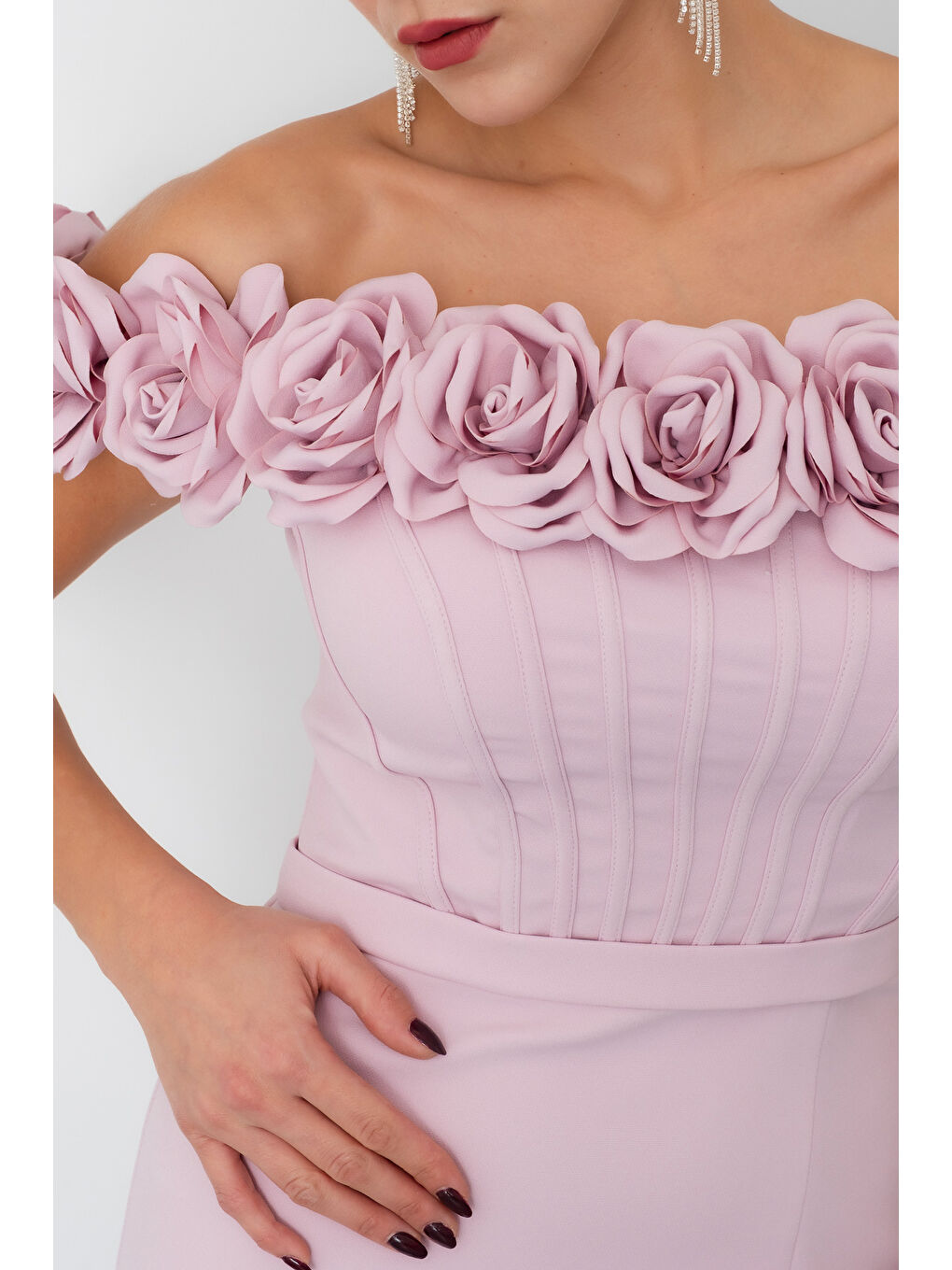 Pembe Kadın Pudra Çiçek Detay Yırtmaçlı Uzun Abiye Elbise-4