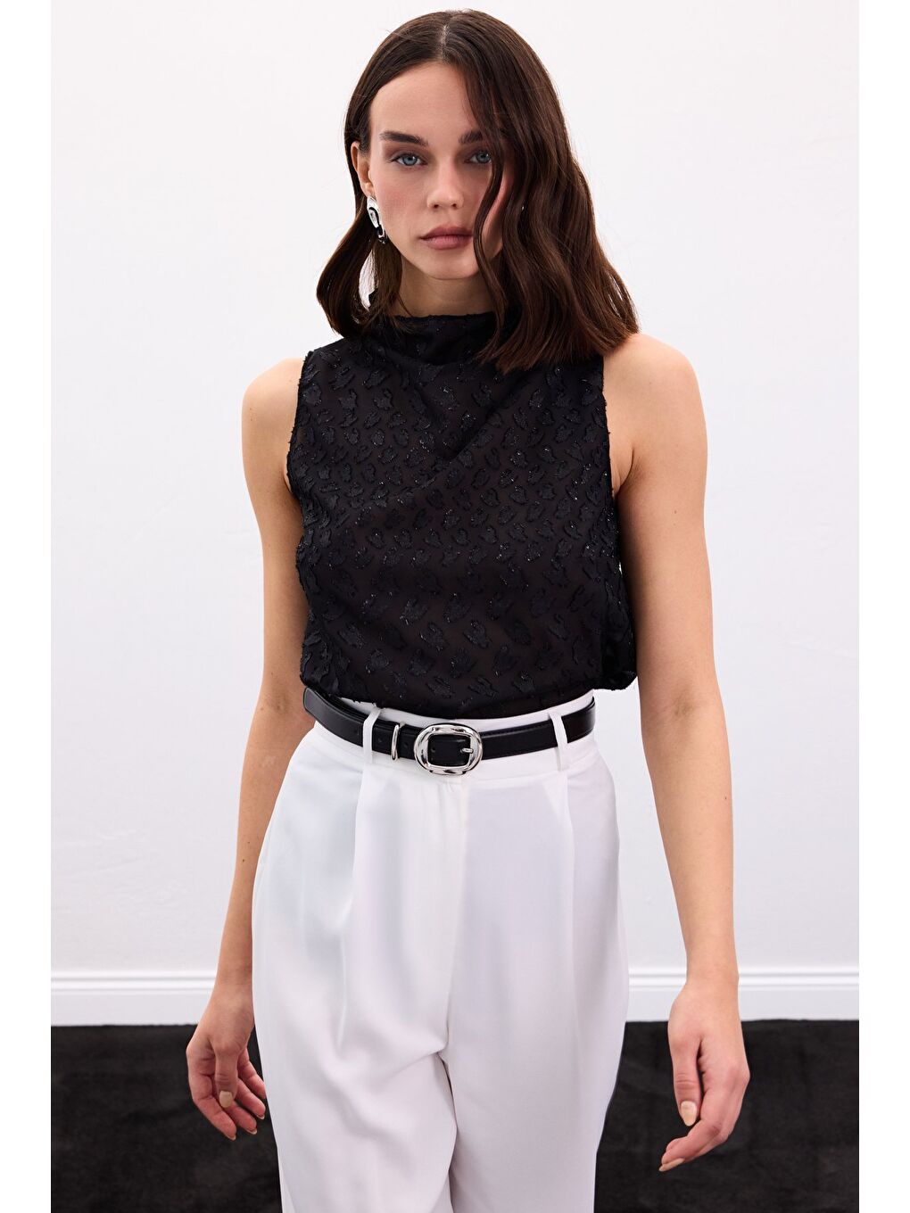 Kolsuz Dokulu Bluz - Siyah-2