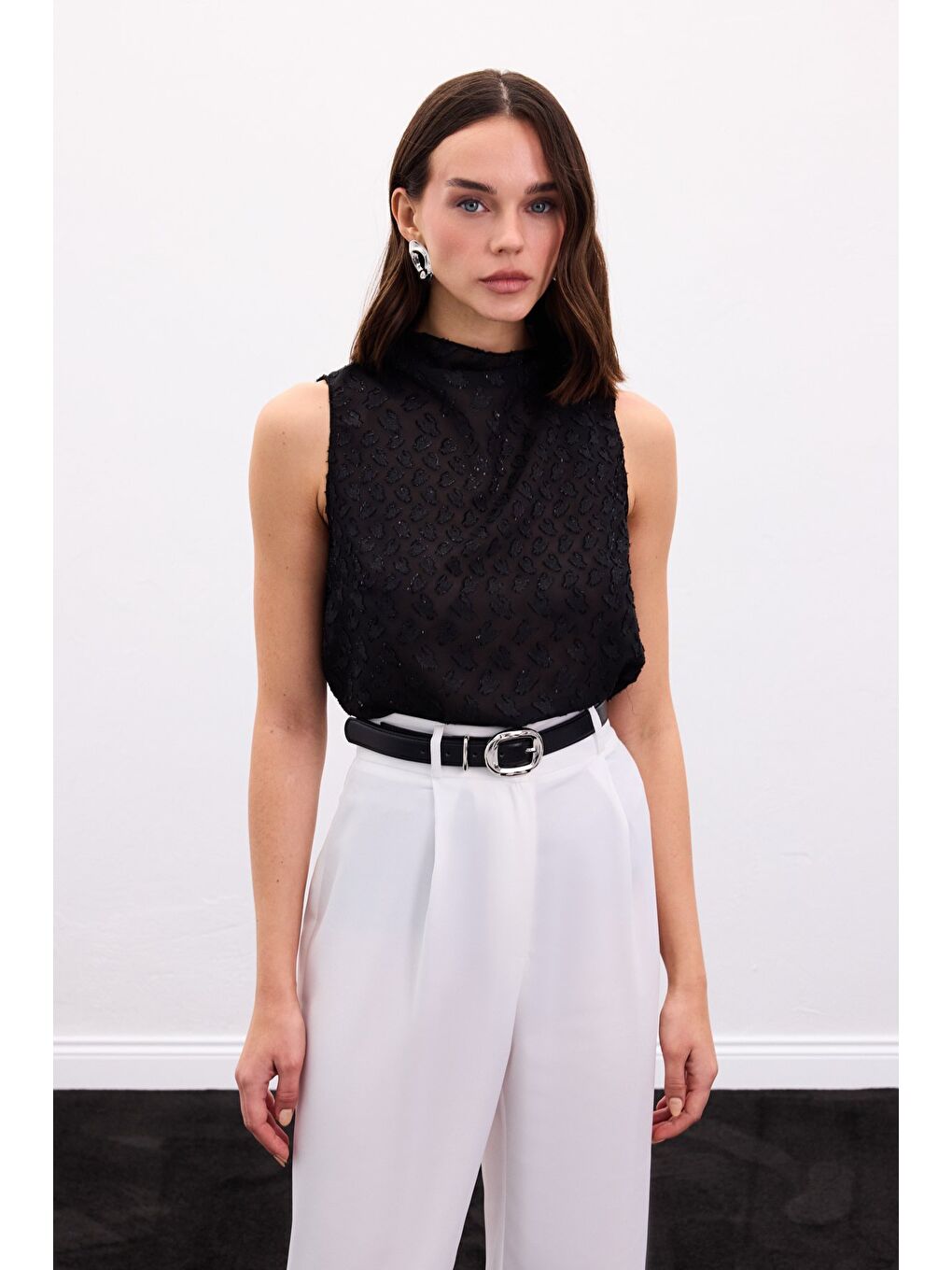 Kolsuz Dokulu Bluz - Siyah-3