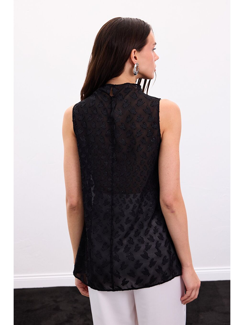 Kolsuz Dokulu Bluz - Siyah-4