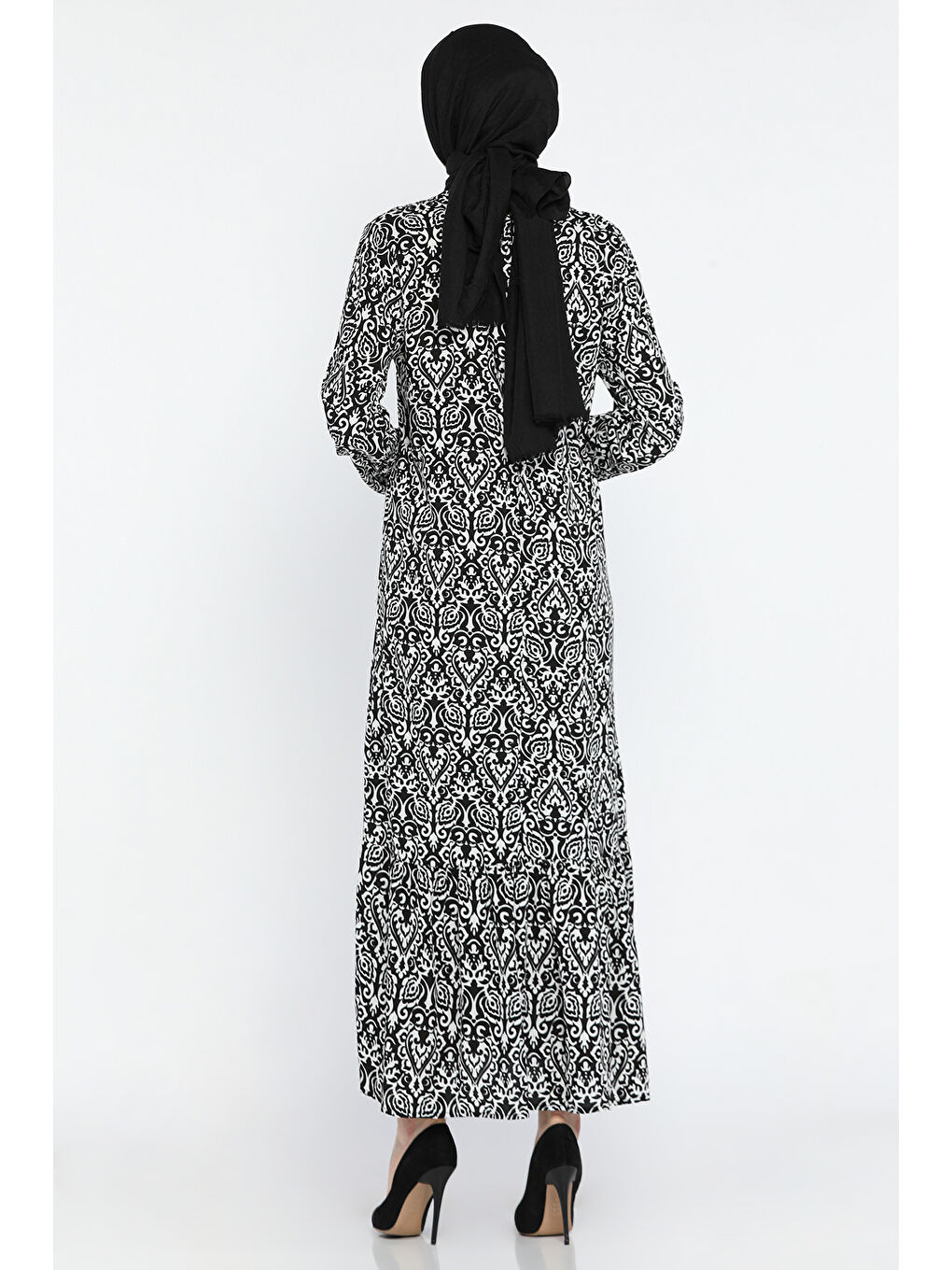 Siyah Desenli Bel Bağlamalı Tesettür Viskon Elbise-4