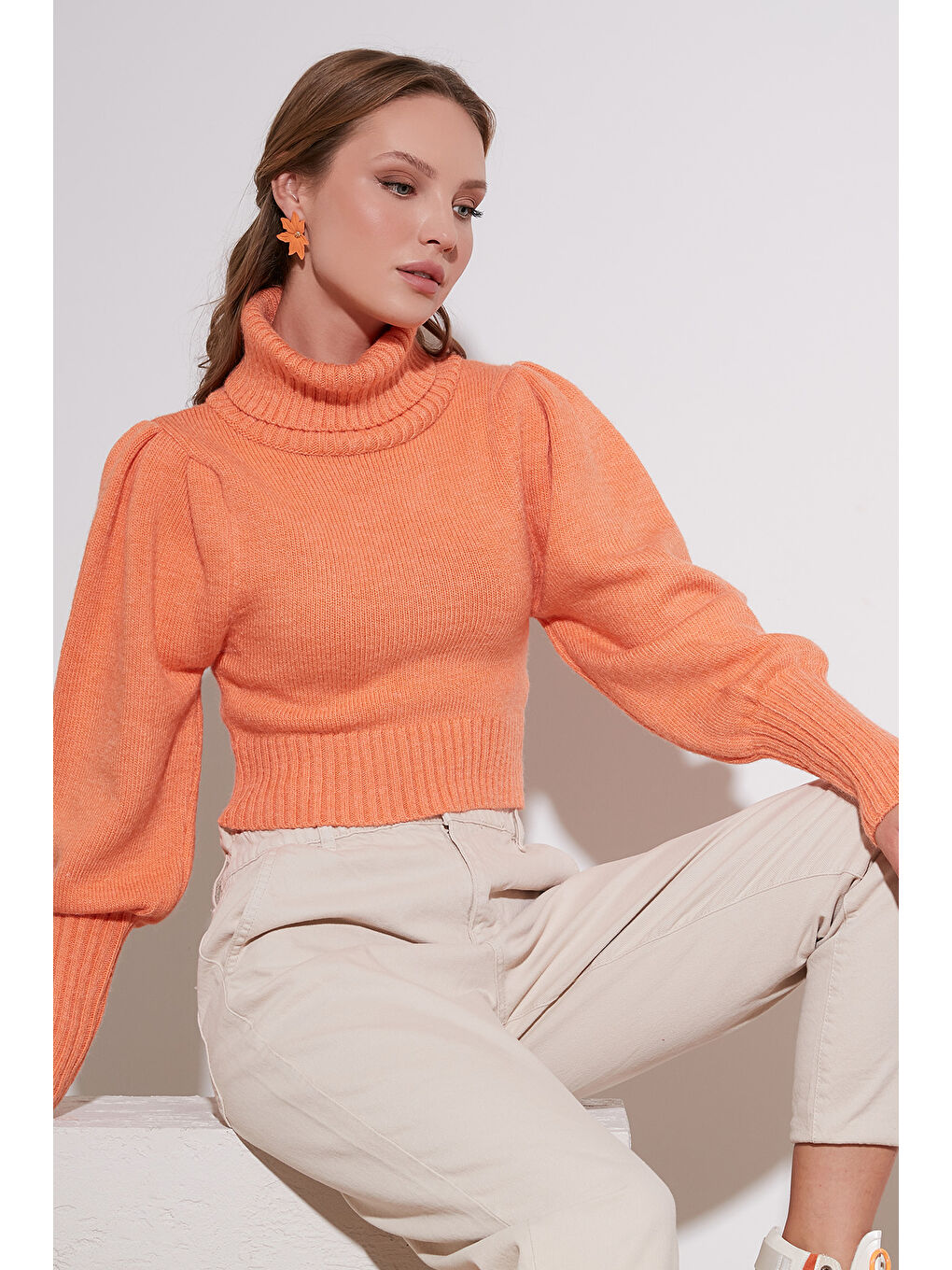 Pembe Kol Detaylı Boğazlı Yaka Kadın Kazak 63622534