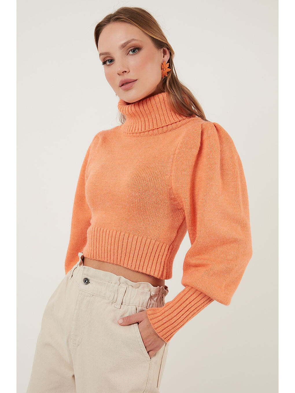 Pembe Kol Detaylı Boğazlı Yaka Kadın Kazak 63622534-5