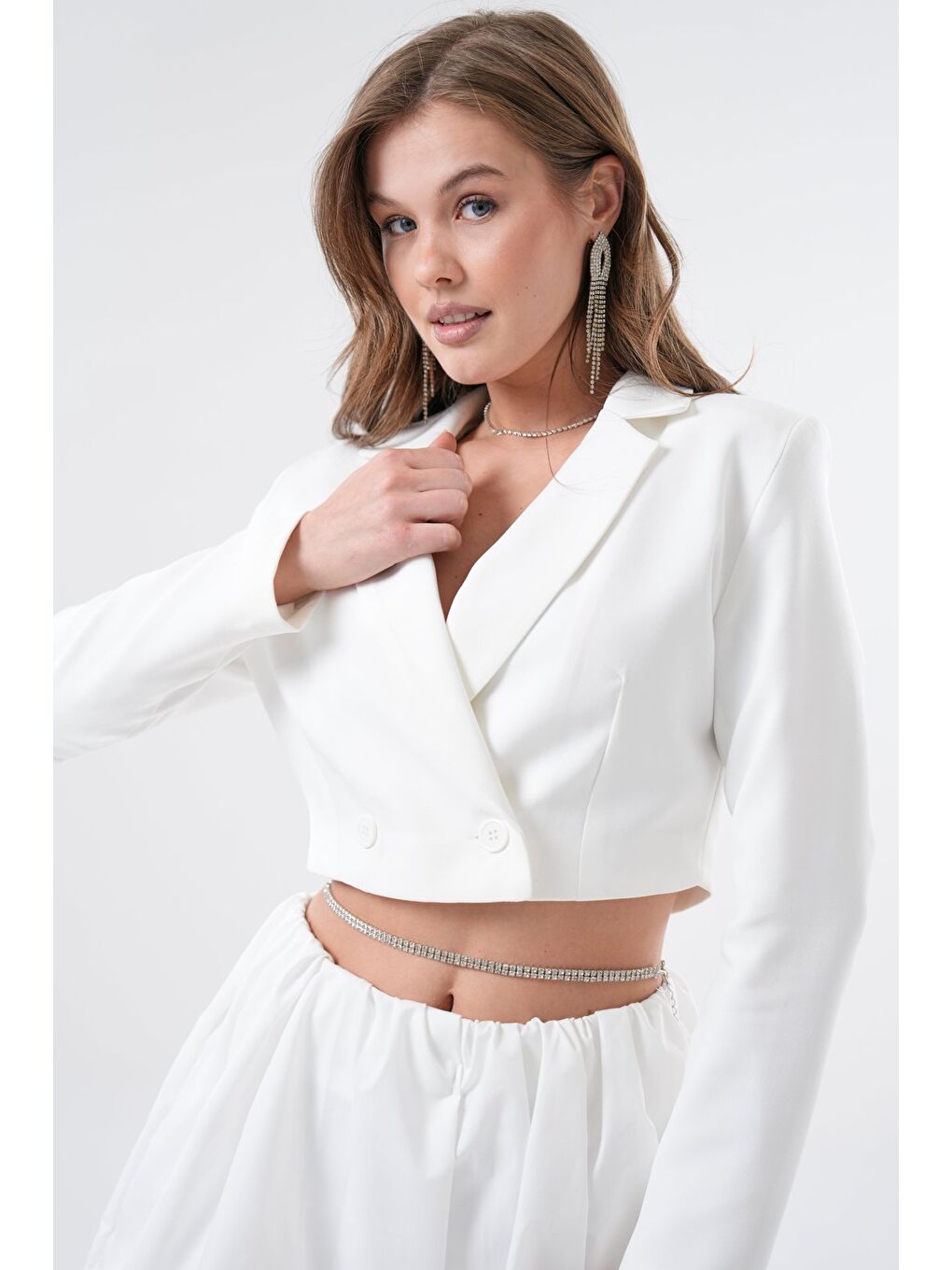 Beyaz Kadın Regular Fit Kruvaze Kapama Dokuma Crop Blazer Ceket -Şık & Spor-4