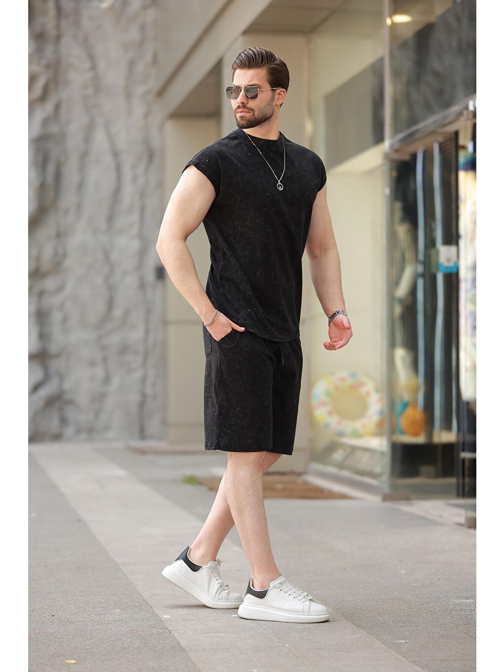 Siyah Basic Erkek Yırtık Detaylı Şort T-Shirt Takım E7319