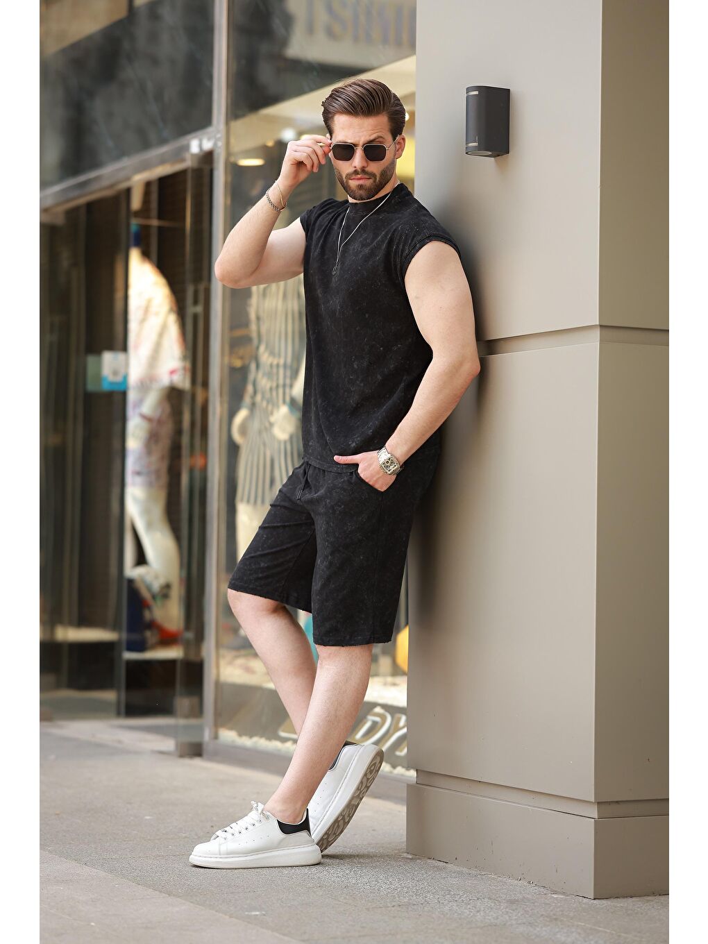 Siyah Basic Erkek Yırtık Detaylı Şort T-Shirt Takım E7319-2