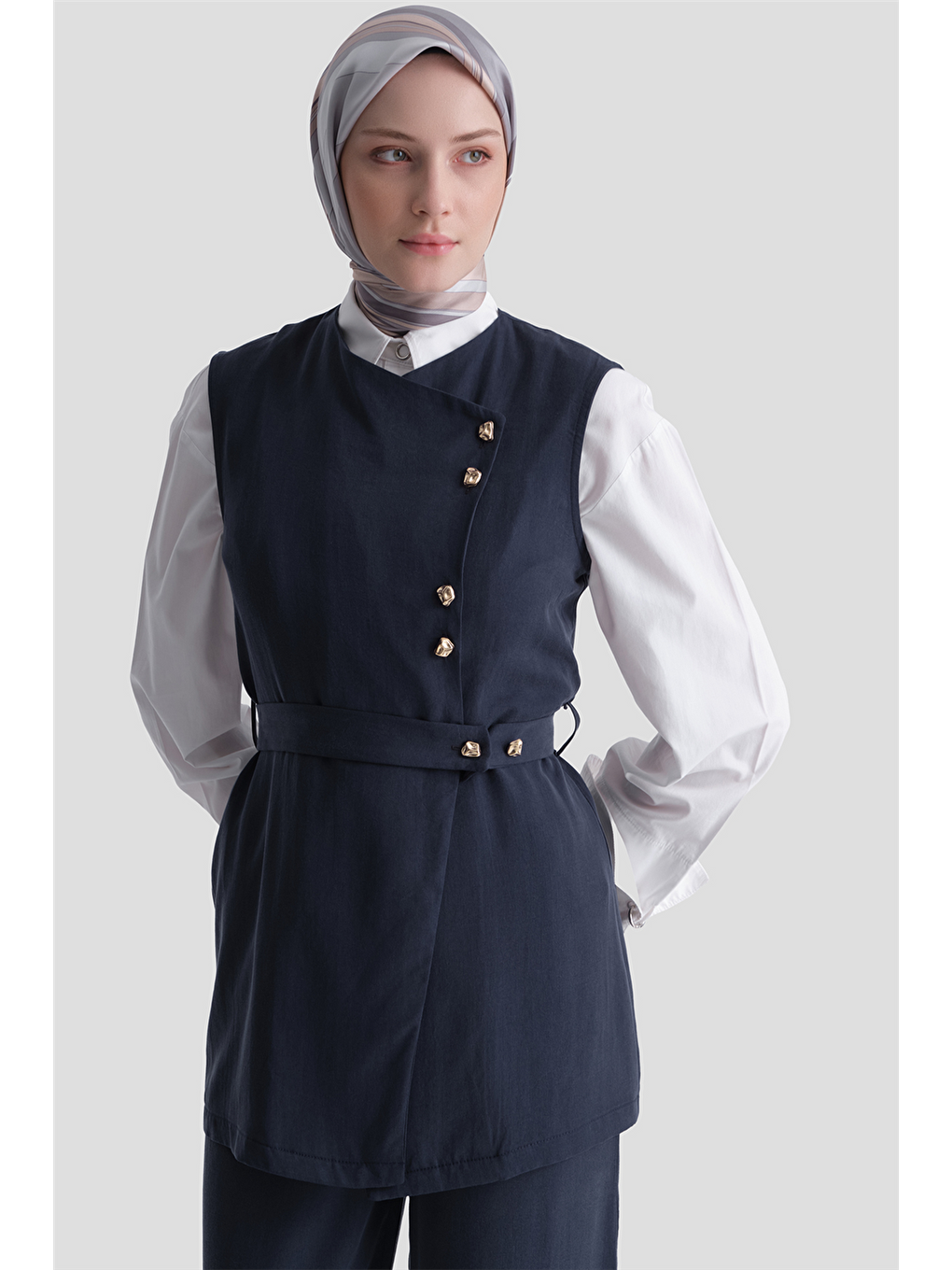Yelekli Fitted Takım Lacivert-3