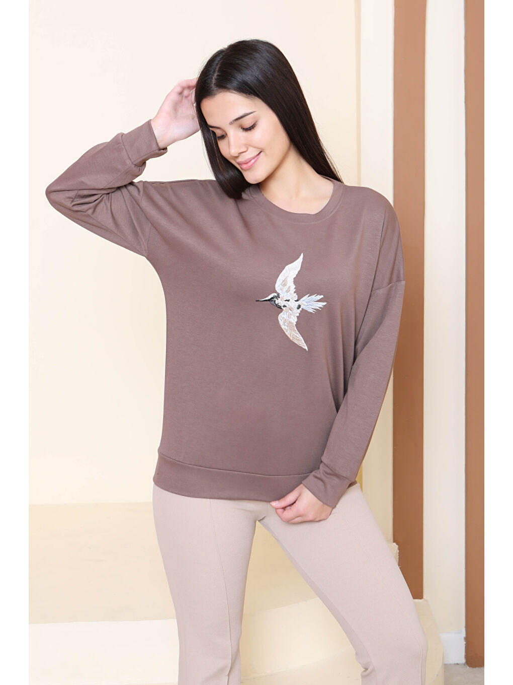 Bej Kuş Nakışlı Modal Sweatshirt Vizon - 27882-VIZON