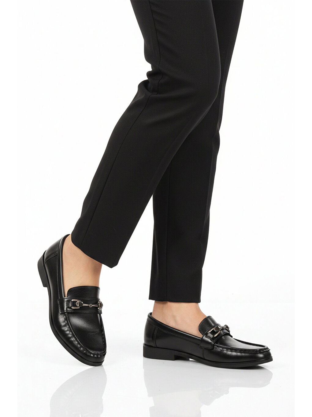 Siyah Hafif Esnek Kadın Klasik Ayakkabı 547841 Z-1