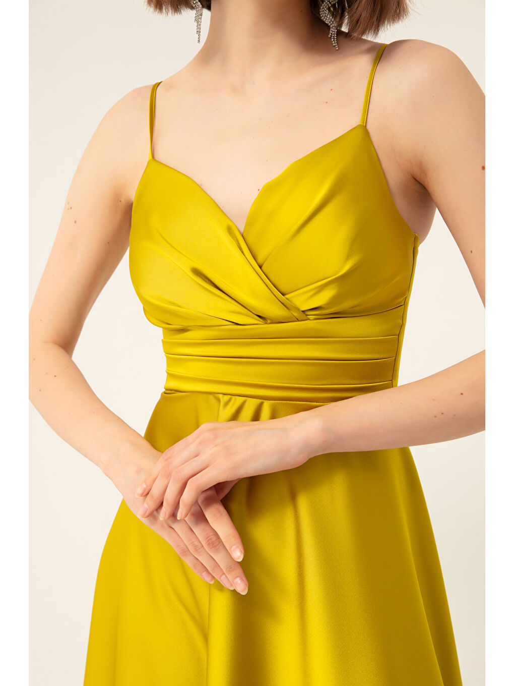 Kadın Fıstık Yeşili  İp Askılı Bel Kemerli Saten Uzun Abiye & Mezuniyet Elbisesi-3