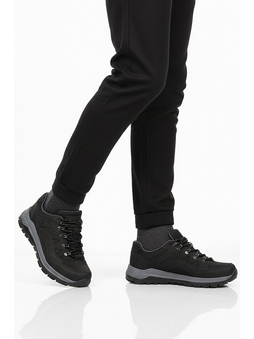 Siyah Hakiki Deri Kaymaz Su İtici Erkek Outdoor Ayakkabı 2341 M