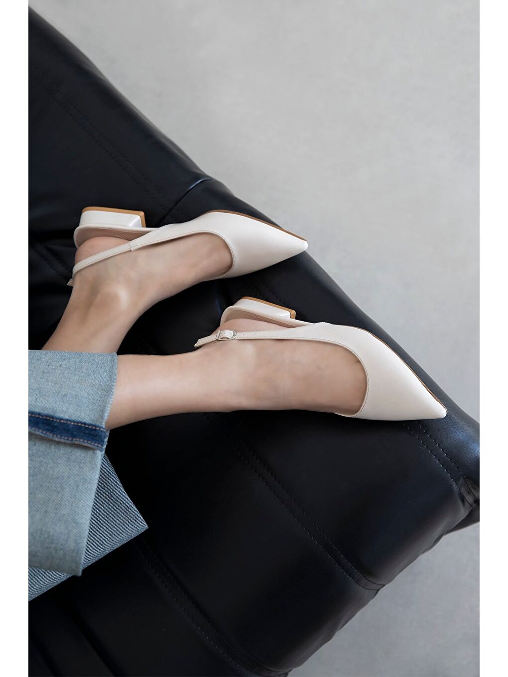 Jesse Kadın Topuklu Kırışık Deri Ayakkabı Bej-1