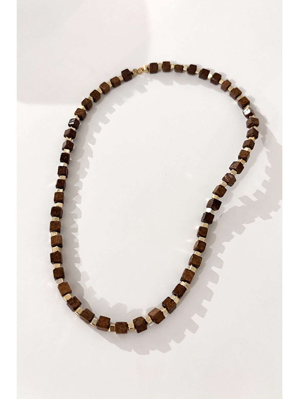 Kahverengi Tahta Boncuklu Elegant Kadın Kolye-1