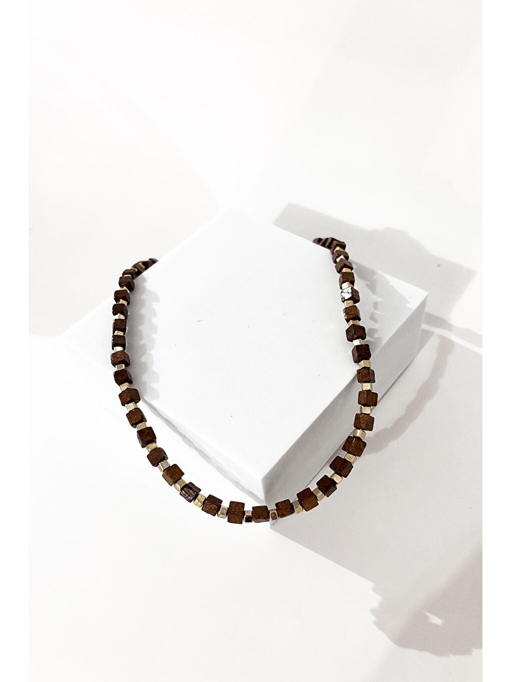 Kahverengi Tahta Boncuklu Elegant Kadın Kolye-2