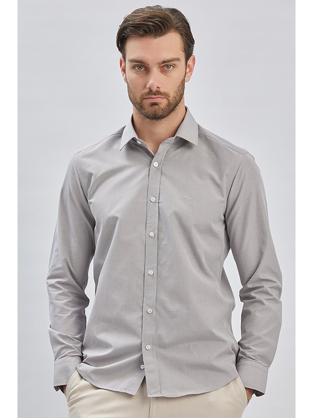 Gri Uzun Kollu Bez Ayağı Sert Yaka Cepsiz Pamuklu Klasik Slim Fit Dar Kesim Gömlek 1004240230-1