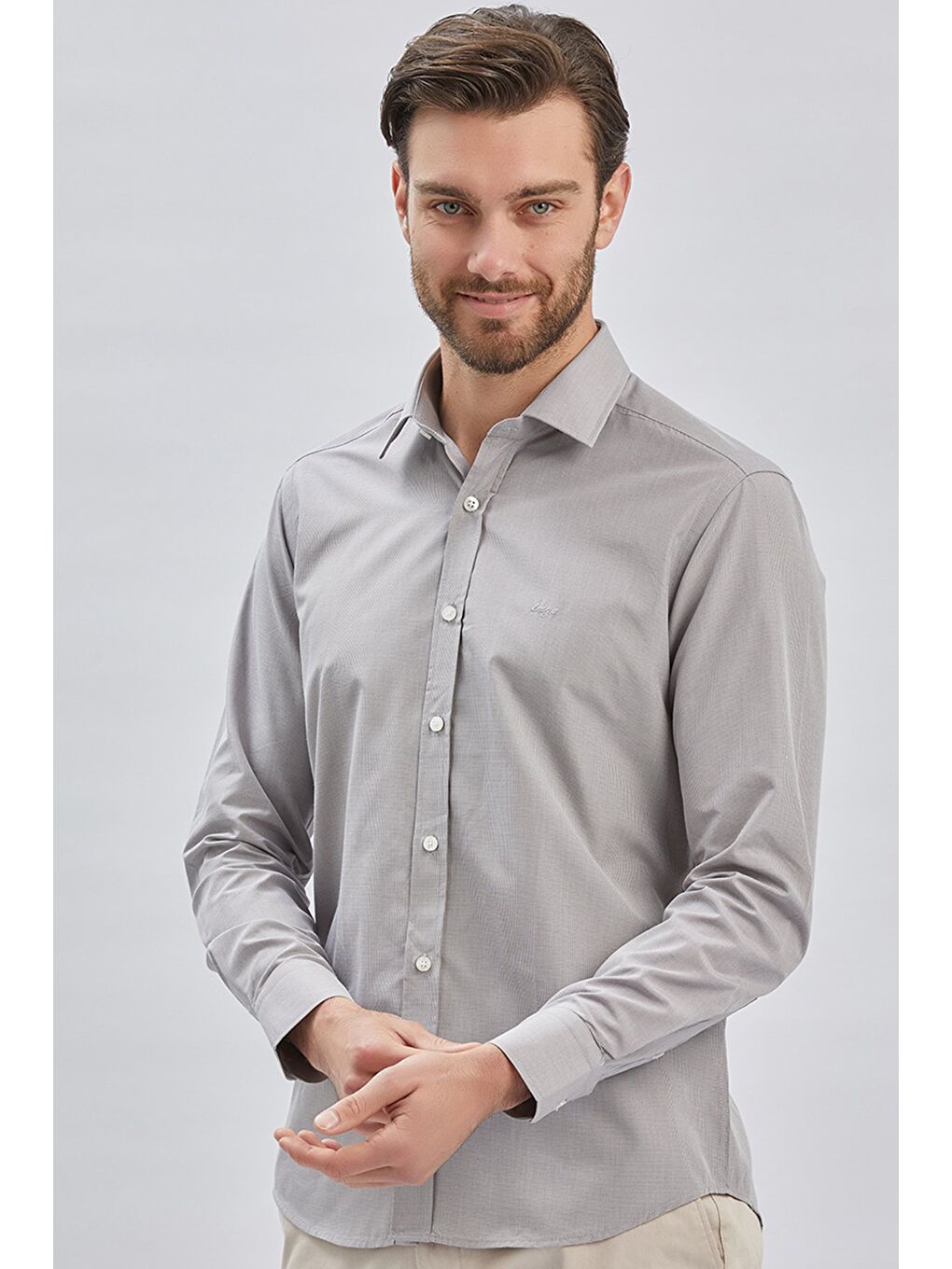 Gri Uzun Kollu Bez Ayağı Sert Yaka Cepsiz Pamuklu Klasik Slim Fit Dar Kesim Gömlek 1004240230-3