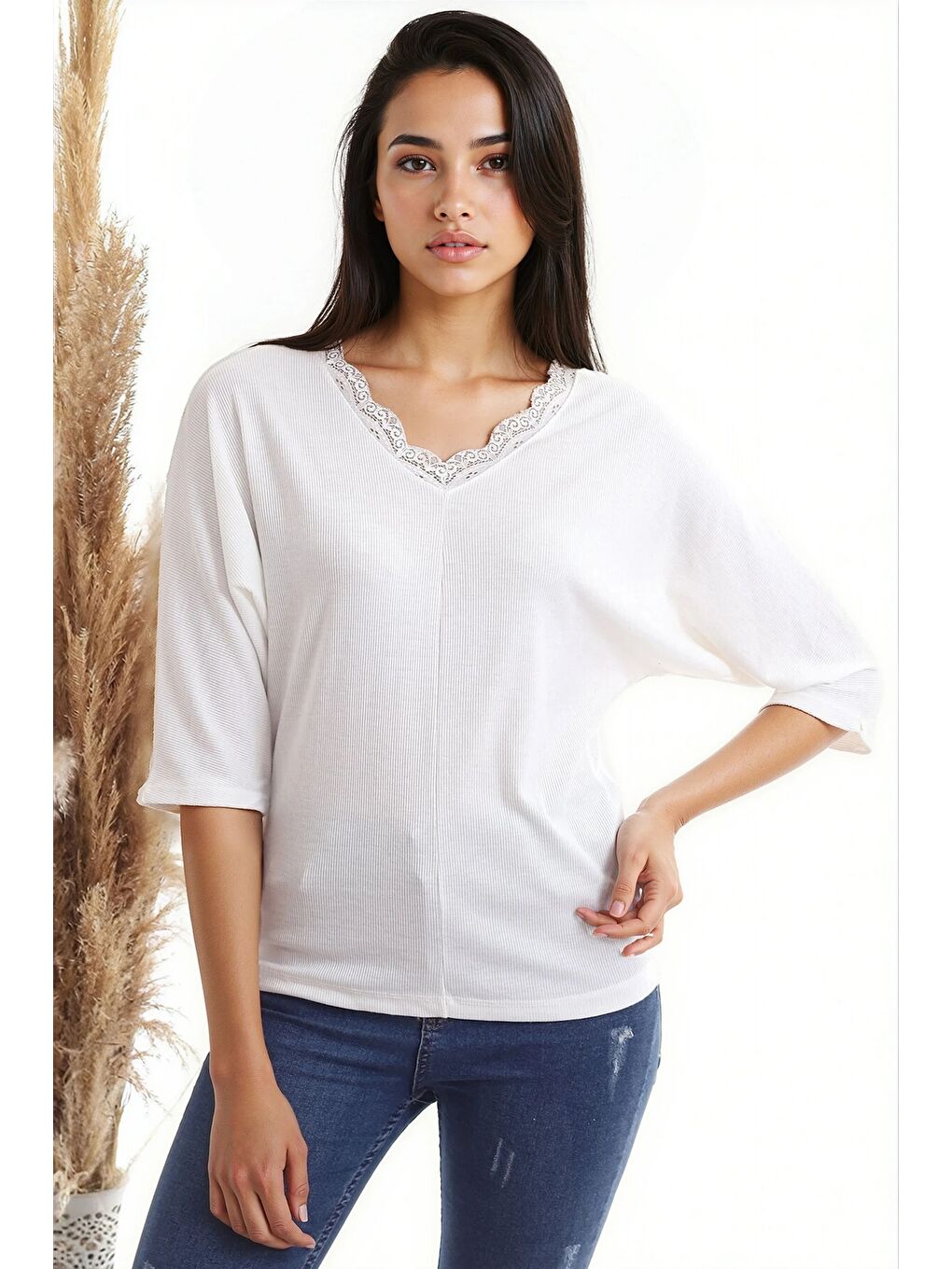 Ekru Kaşkorse Yaka Dantelli Yarasa Kol Bluz EKRU