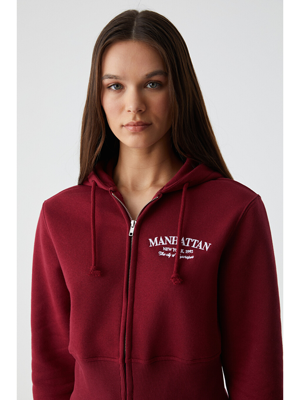 Iressıne Kadın Kapüşonlu Fermuarlı Uzun Kollu Regular Bordo Sweatshirt-2