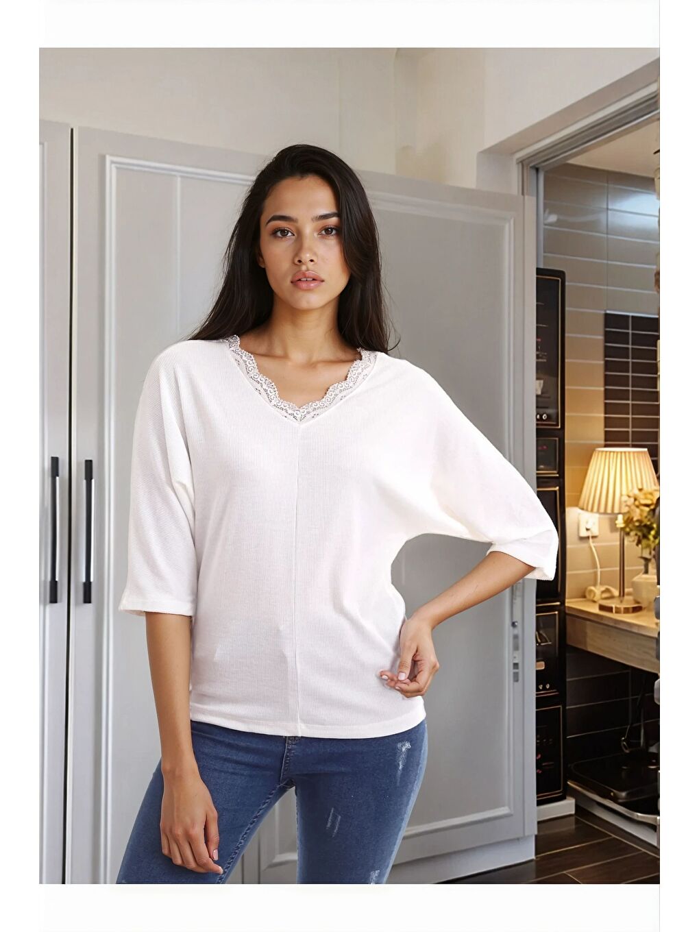 Ekru Kaşkorse Yaka Dantelli Yarasa Kol Bluz EKRU-1