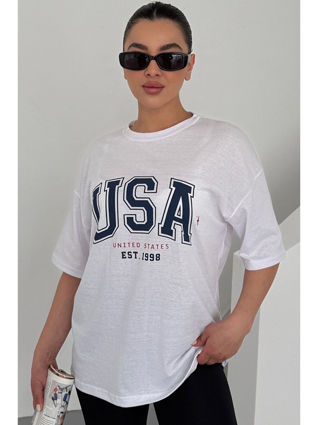 Kadın Beyaz Bisiklet Yaka USA Baskılı Oversize T Shirt-4