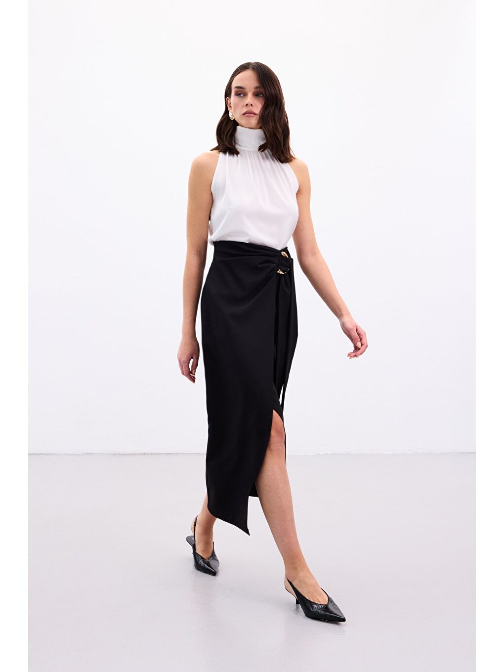 Aksesuar Kuşaklı Yırtmaçlı Etek - Siyah-2