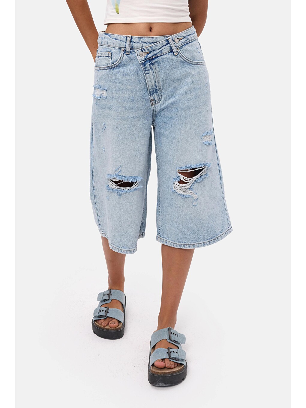 Mavi Kadın Ice 12s6-3 Kemer Detaylı Maxi Denim Bermuda Jort-1