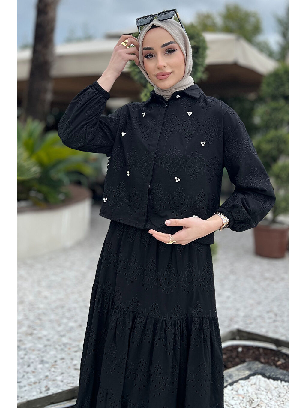 Siyah Kadın Taşlı Ve Fistolu Gömlek Etek Tesettür İkili Takım-5