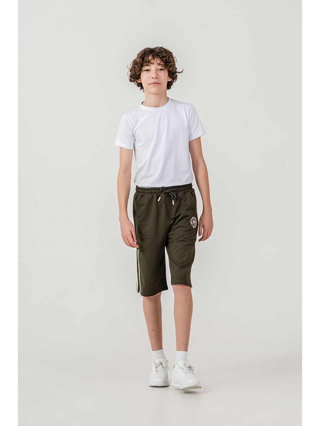 Haki New York State College Baskılı Yanlar Biye Şeritli Erkek Çocuk Şort