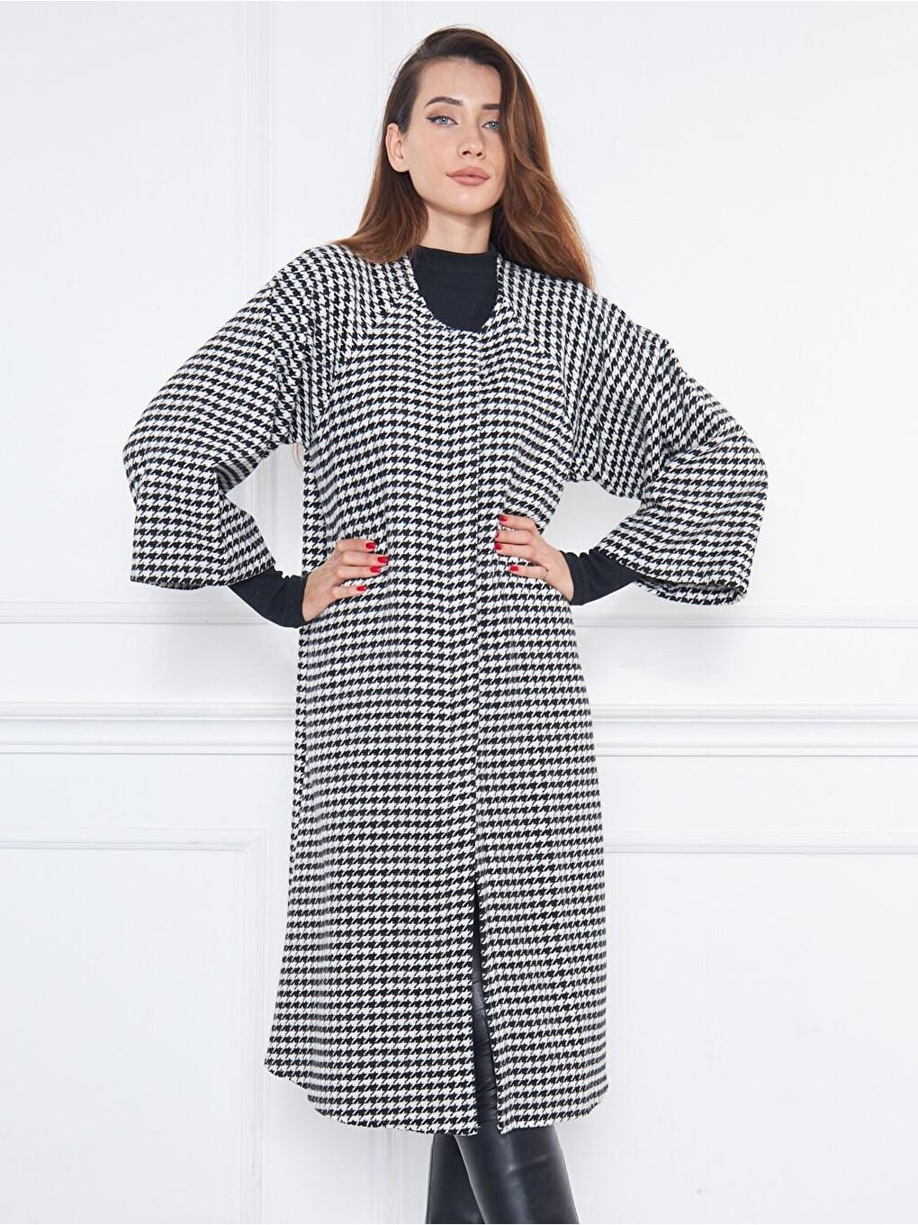 Beyaz Kadın Oversize Uzun Kol Kaşe Panço