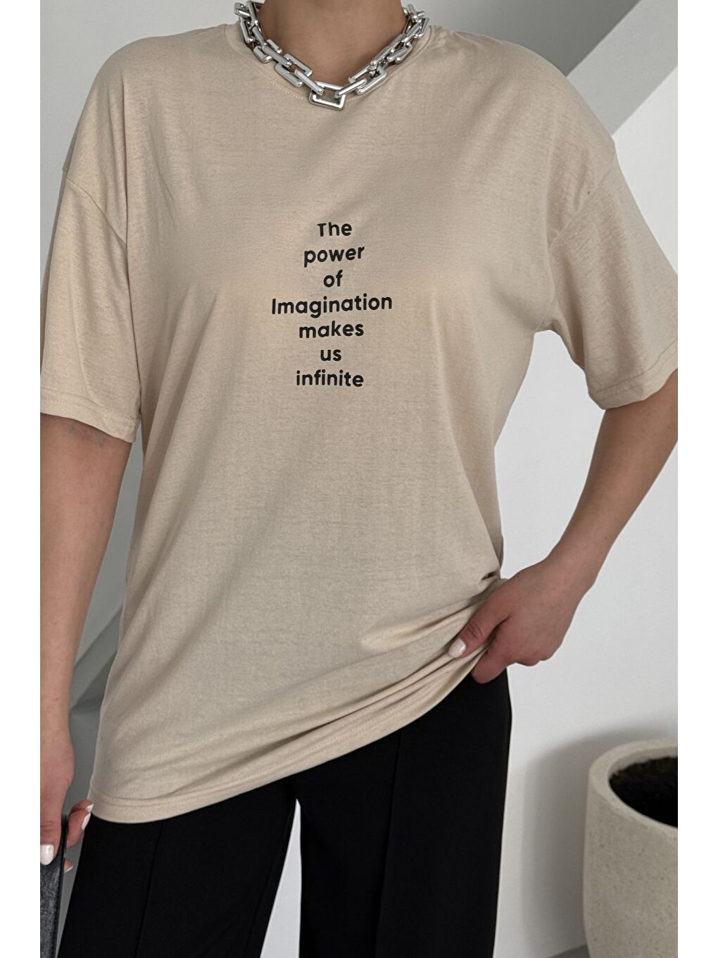 Kadın Bej Bisiklet Yaka The Power Yazılı Baskılı Oversize T Shirt-2