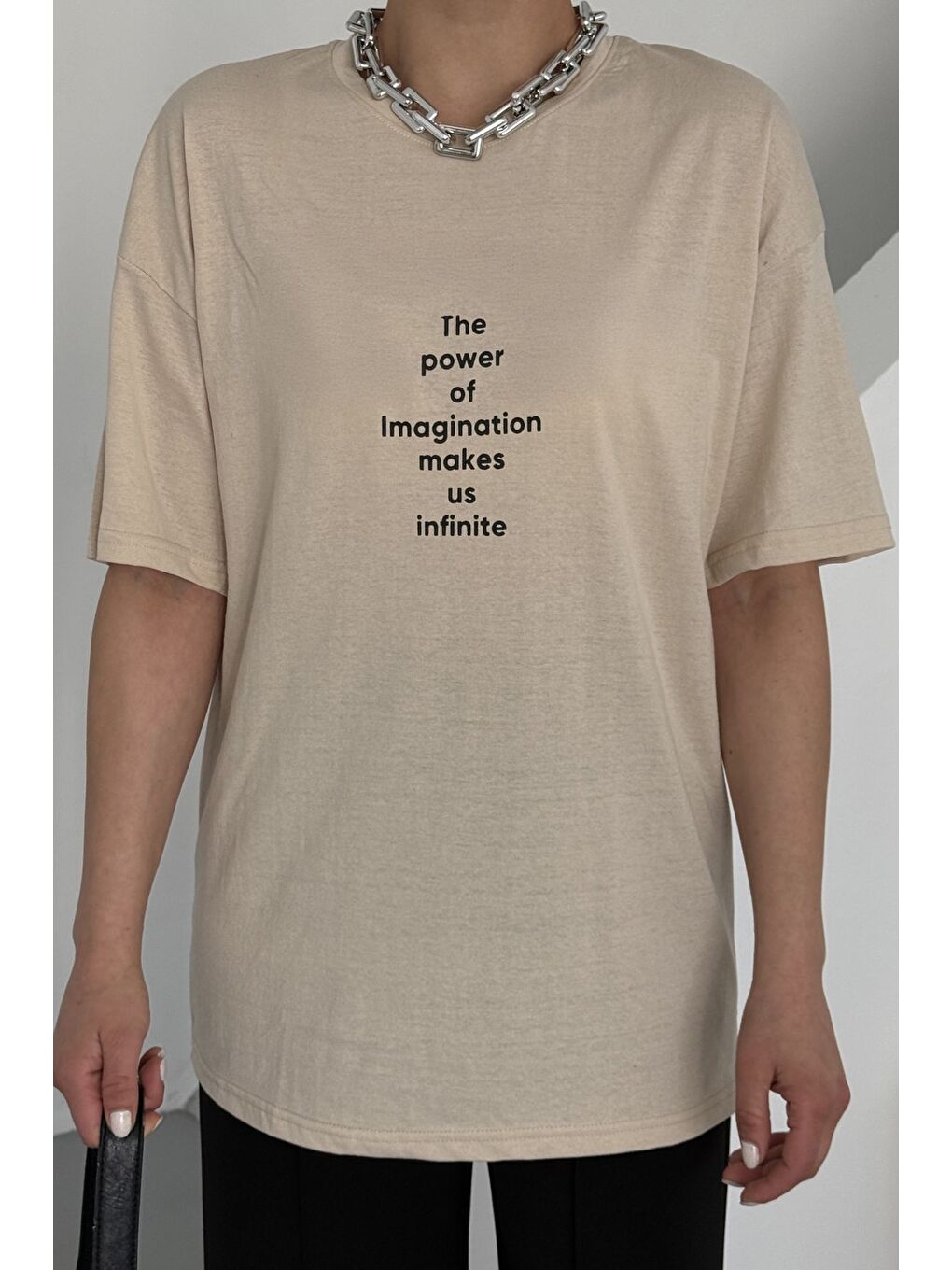 Kadın Bej Bisiklet Yaka The Power Yazılı Baskılı Oversize T Shirt-3