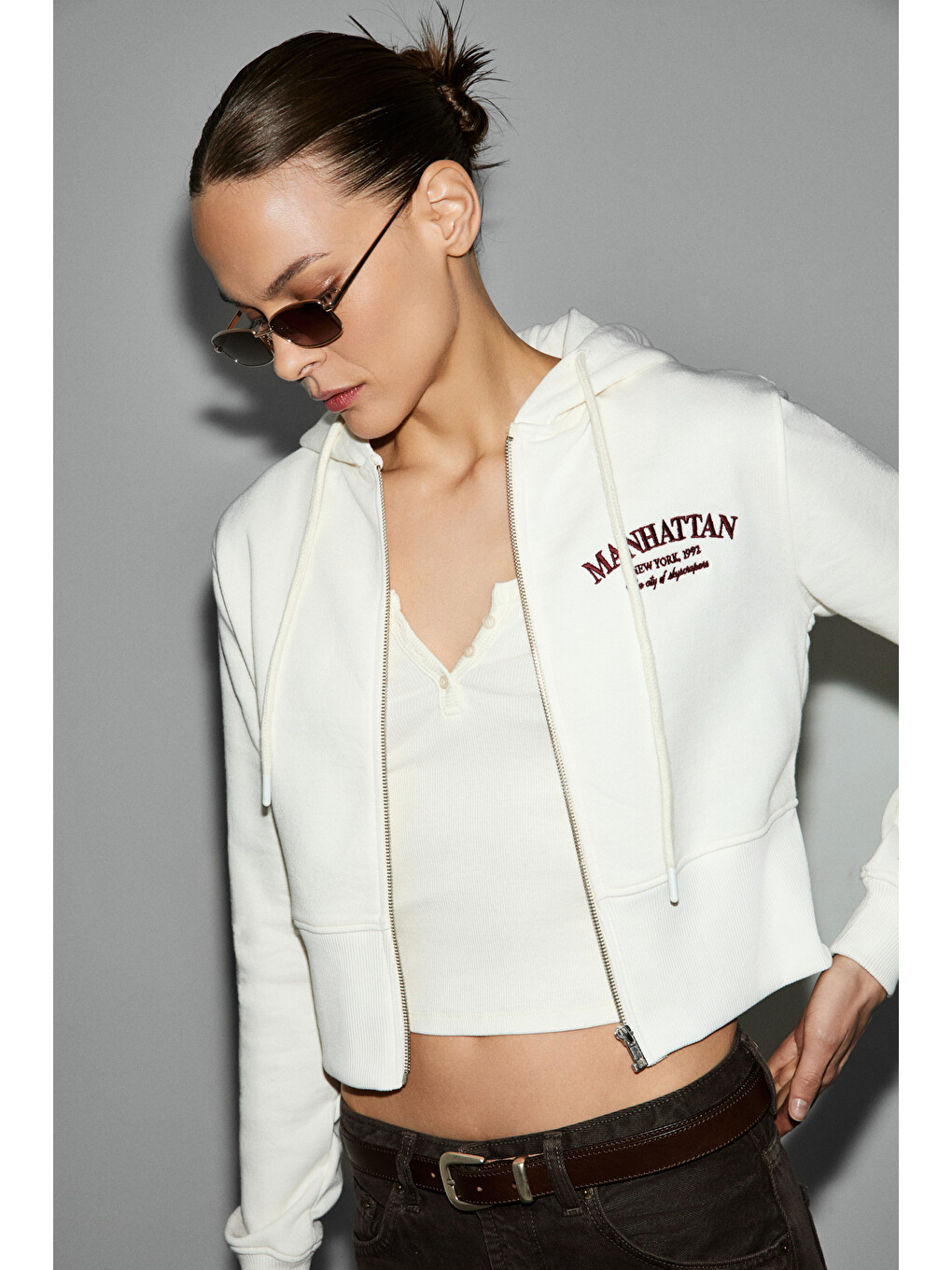 Iressıne Kadın Kapüşonlu Fermuarlı Uzun Kollu Regular Beyaz Sweatshirt-2