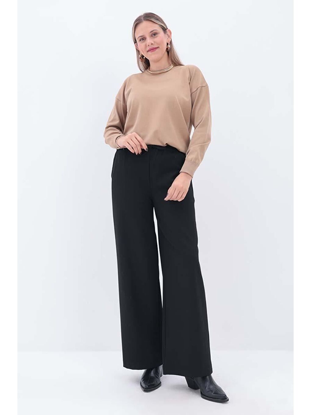 Siyah-Beli Lastikli Kordonlu Pantolon